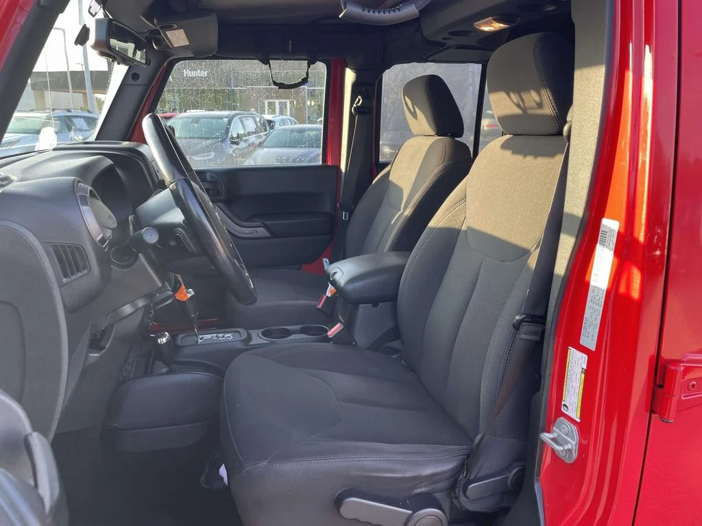Used 2018 Firecracker Red Clearcoat Jeep Sport S image 7