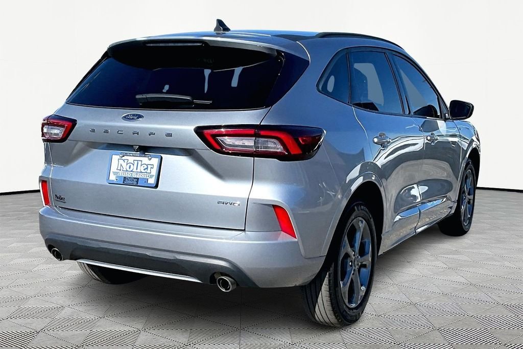 Used 2024 Ford Escape ST-Line with VIN 1FMCU9MN0RUA44366 for sale in Kansas City