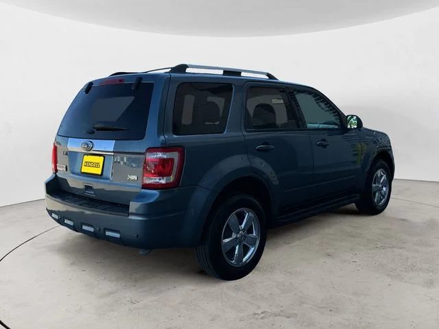 Used 2012 Steel Blue Metallic Ford Limited image 5