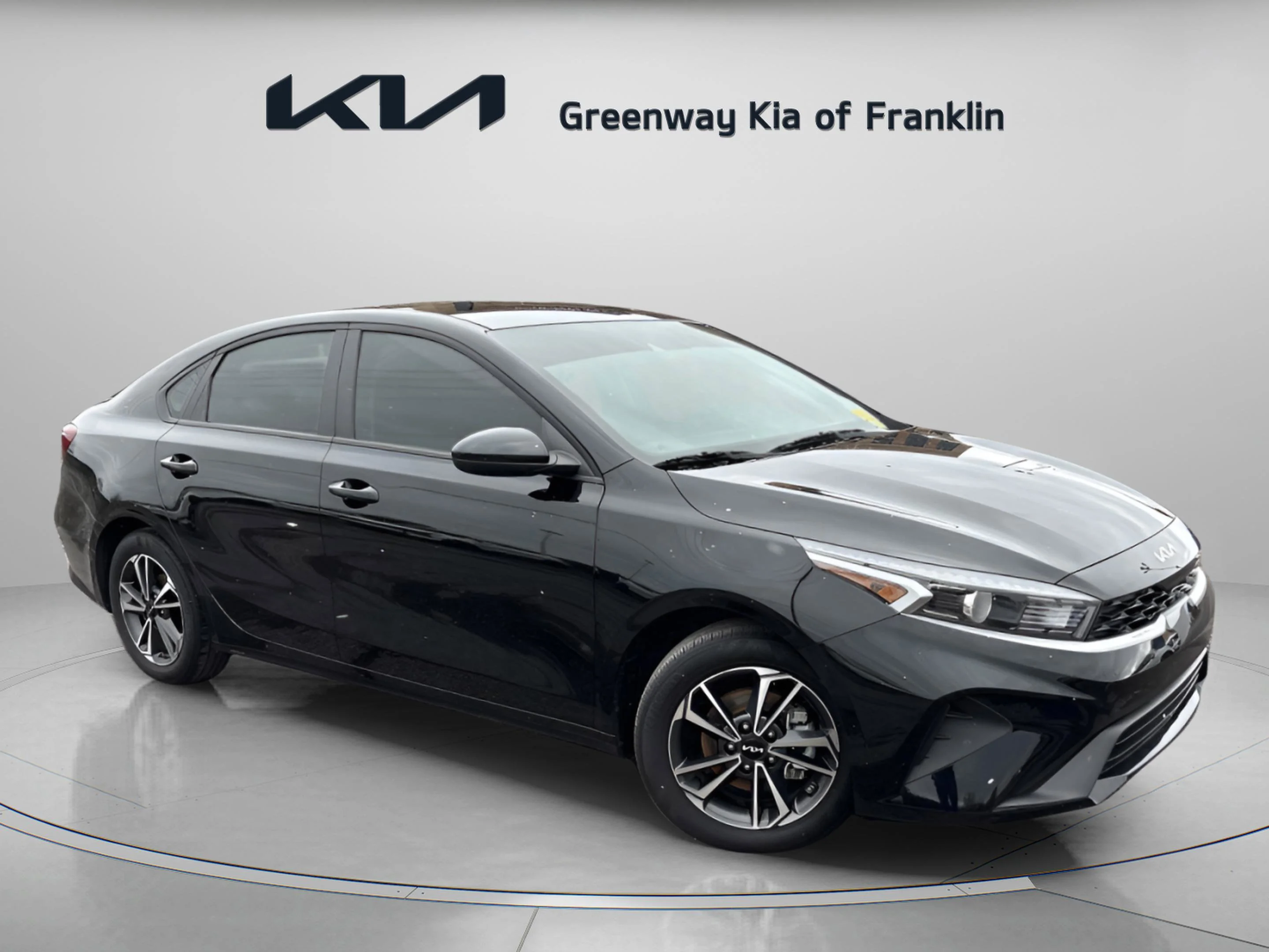 2024 Kia Forte LXS AT's photo