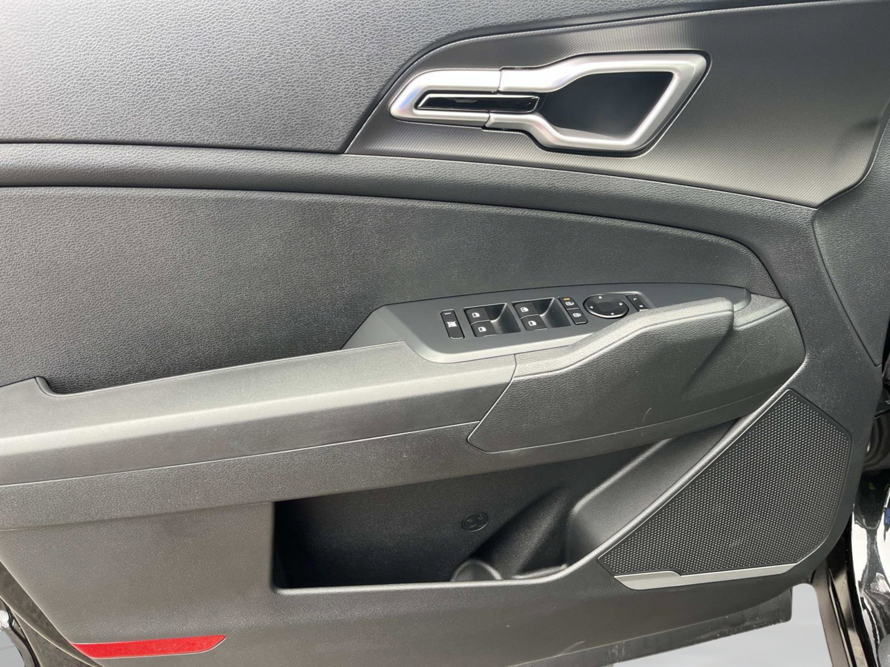 New 2026 Fusion Black Kia S image 21