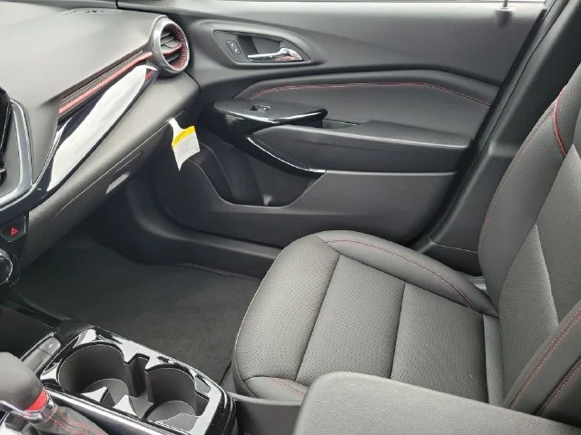 2026 Chevrolet Trax RS - Photo 31