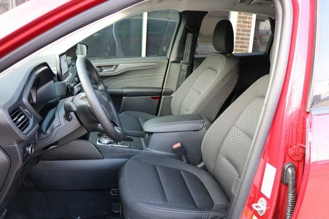 New 2026 Rapid Red Metallic Tinted Clearcoat Ford Active® image 16