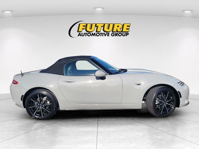 Used 2025 Gray Mazda Grand Touring image 3