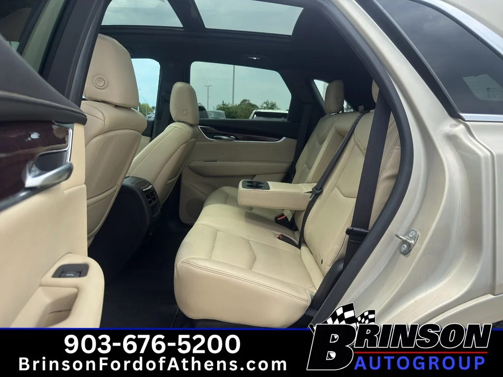Used 2017 Silver Coast Metallic Cadillac Luxury FWD image 11