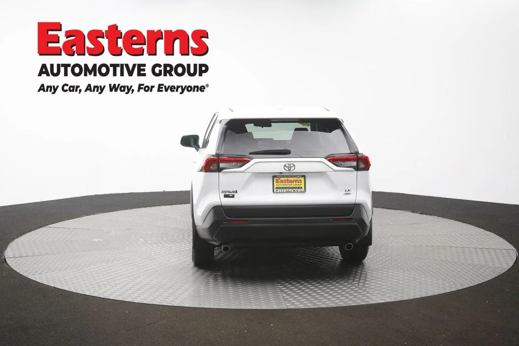 Used 2023 White Toyota LE image 35