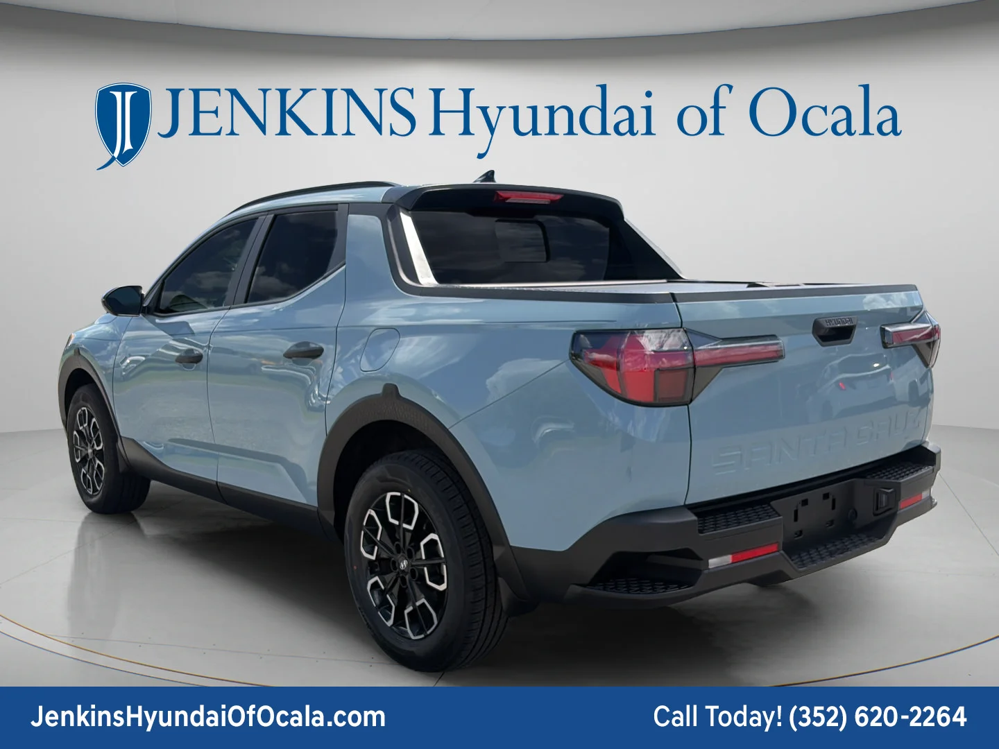 Used 2024 Blue Stone Hyundai SEL image 5