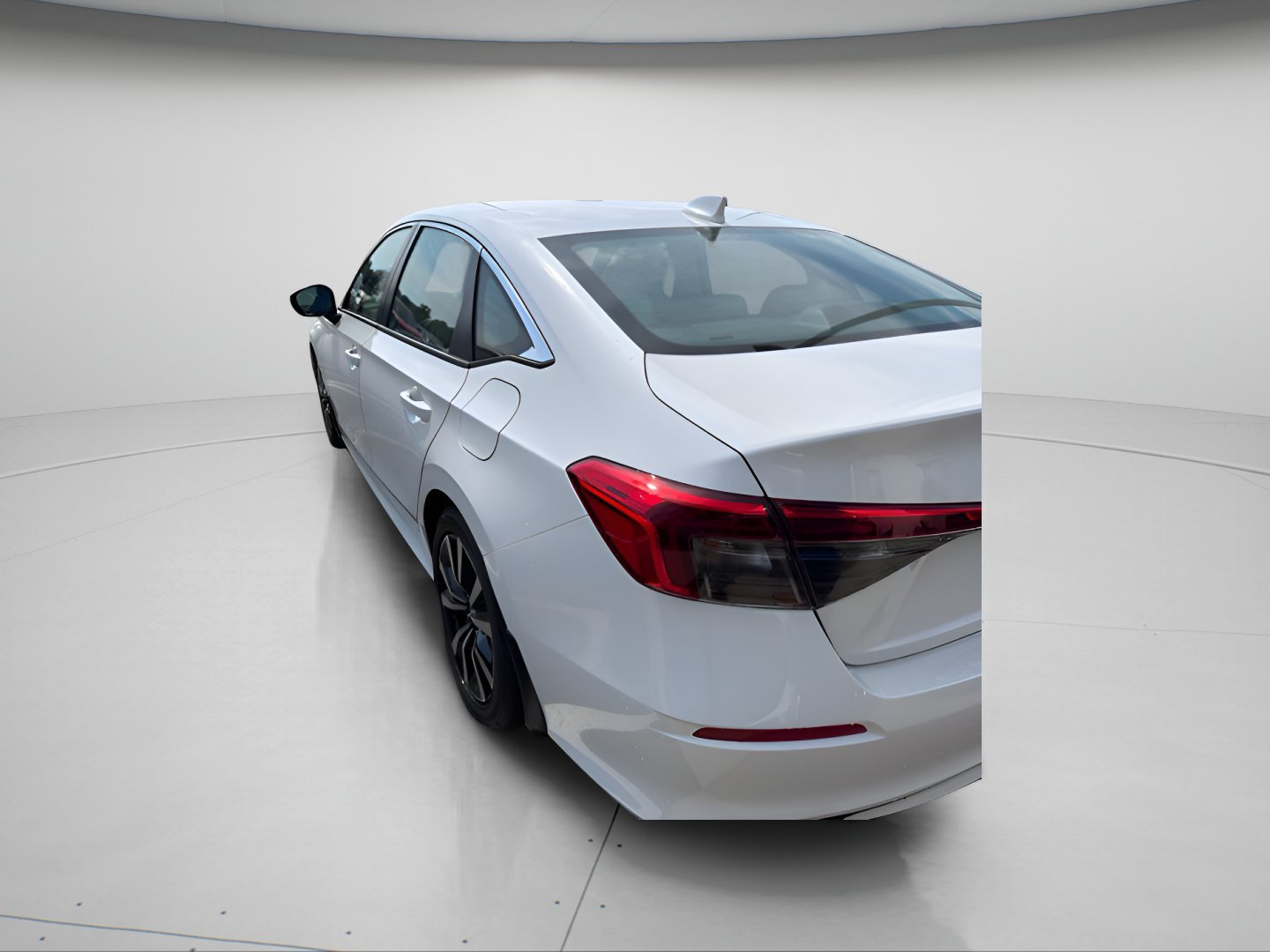 Certified Used 2024 Platinum White Pearl Honda EX image 11