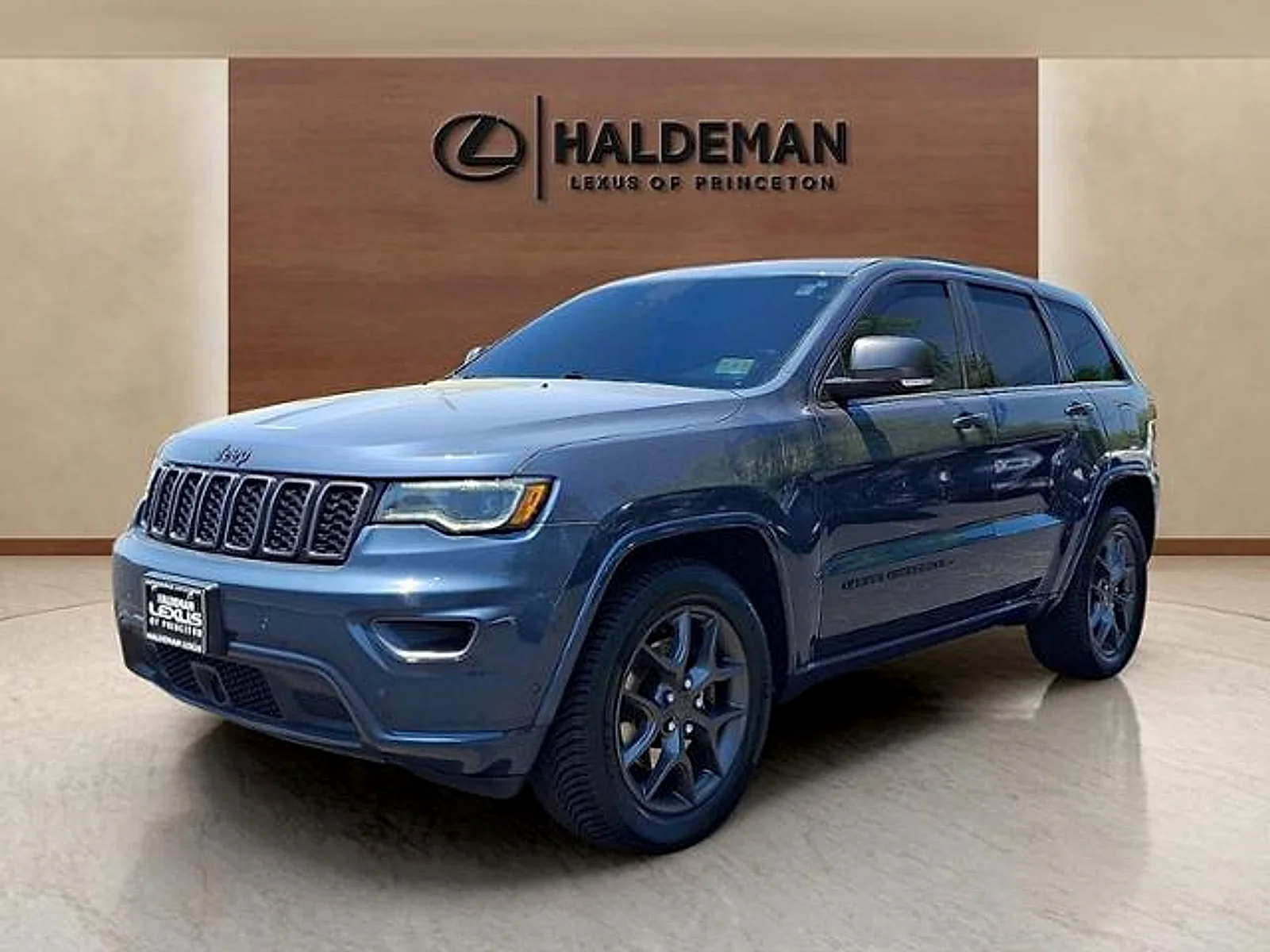 Used 2021 Slate Blue Pearlcoat Jeep 80th Anniversary 4x4 image 3