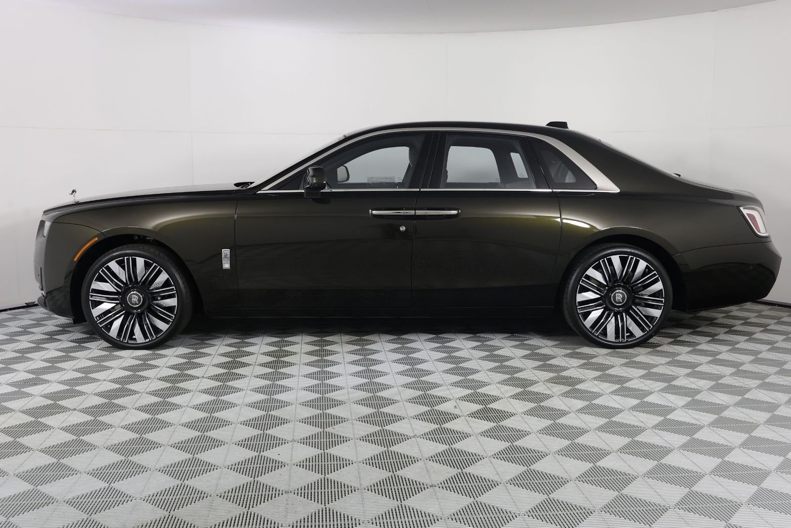 2026 Rolls-Royce Ghost