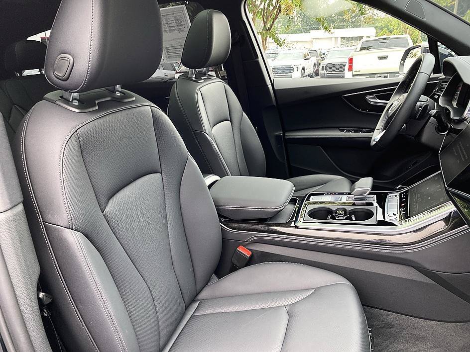 Used 2026 Black Metallic Audi Premium Plus image 21