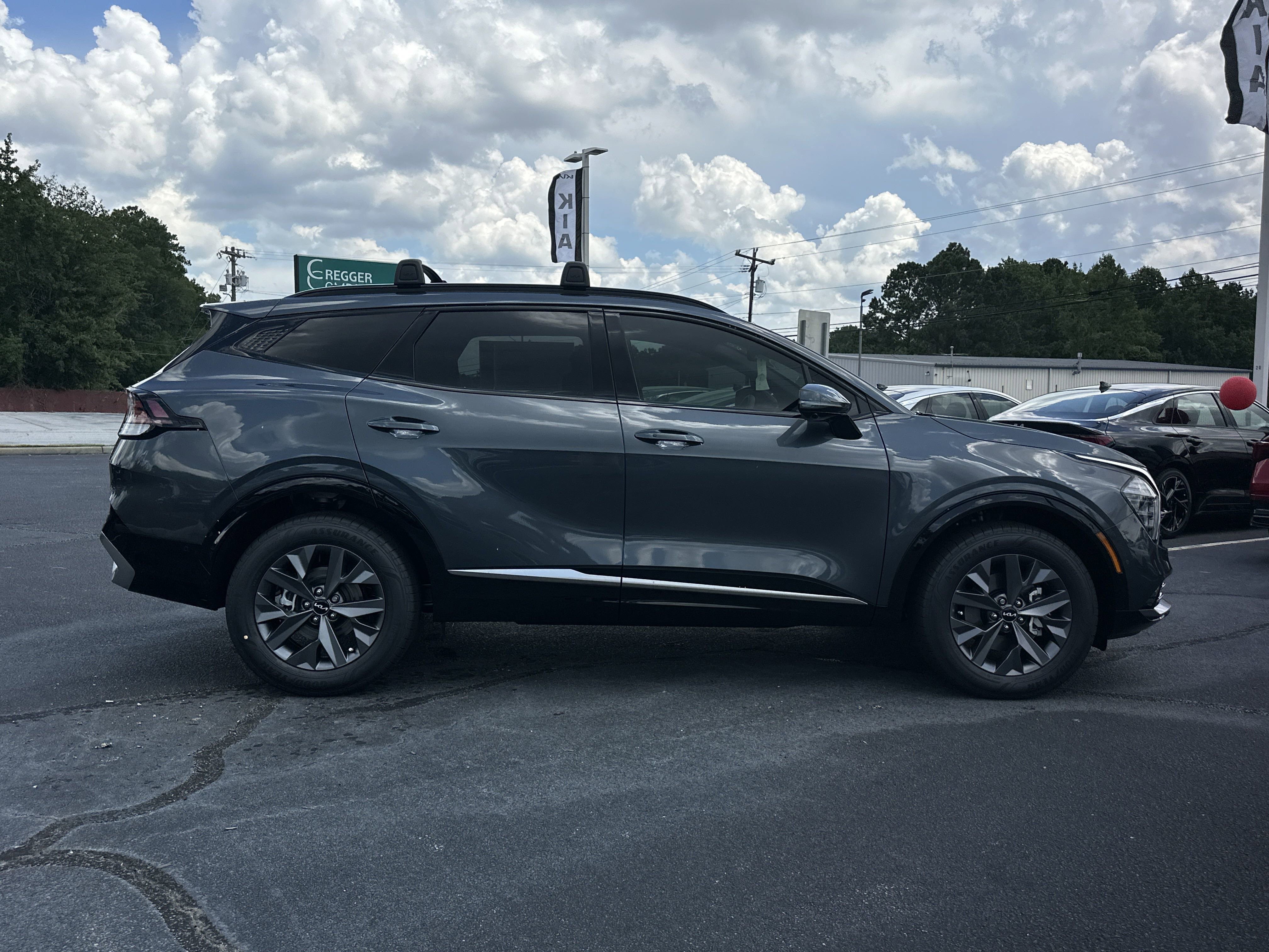 2025 Kia Sportage SX Prestige Hybrid - Photo 9