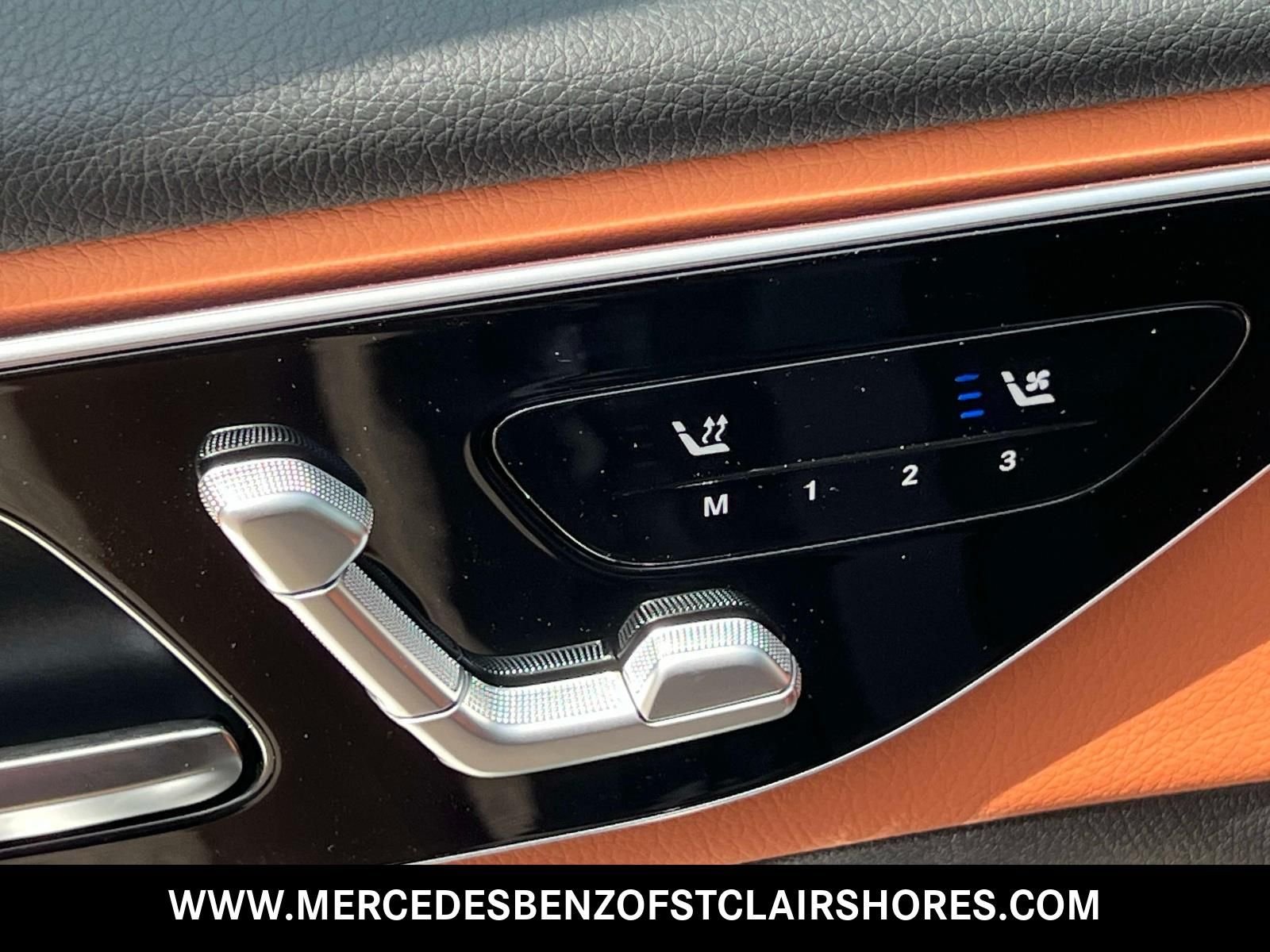 New 2026 Graphite Grey Metallic Mercedes-Benz GLC 300 image 19