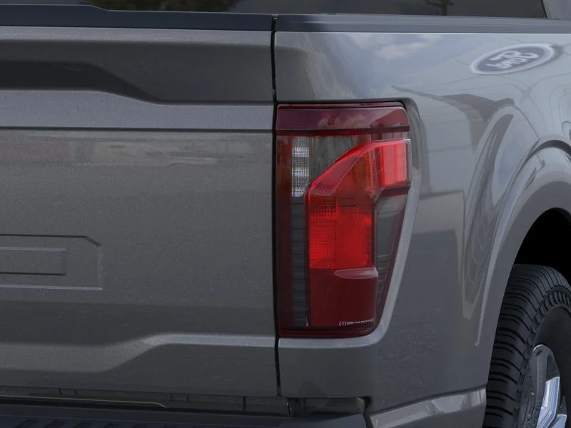 New 2026 Carbonized Gray Metallic Ford XLT image 21