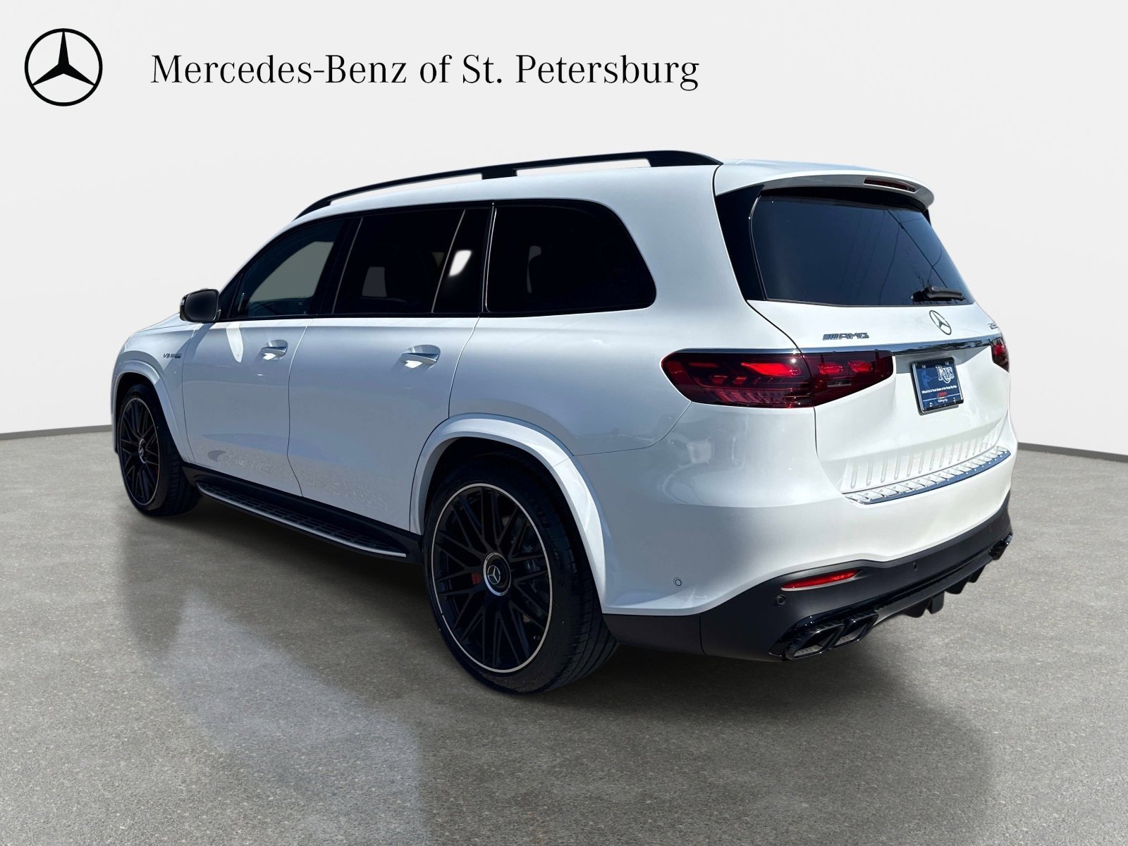 New 2026 Moonlight White Mercedes-Benz AMG®  63 4MATIC+ SUV image 4