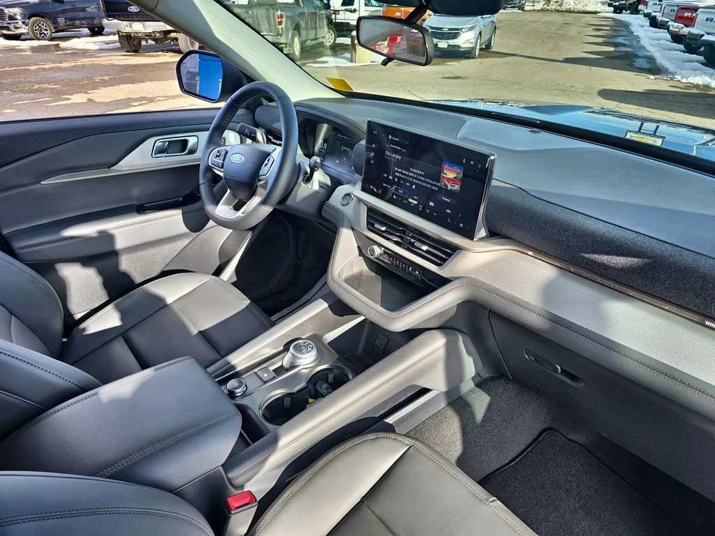 New 2026 Carbonized Gray Metallic Ford Active image 10