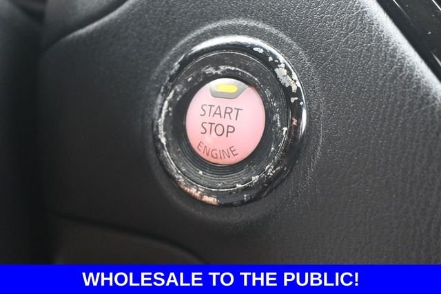 Used 2014 Silver Nissan SV image 21