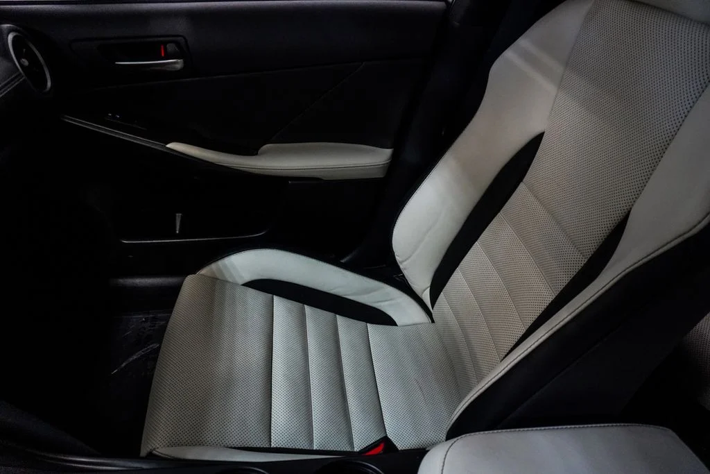 Used 2022 White Lexus 350 F SPORT image 26