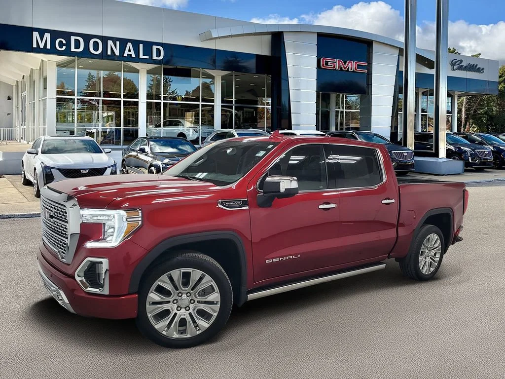2022 GMC Sierra 4WD Crew Cab Short Box Denali's photo