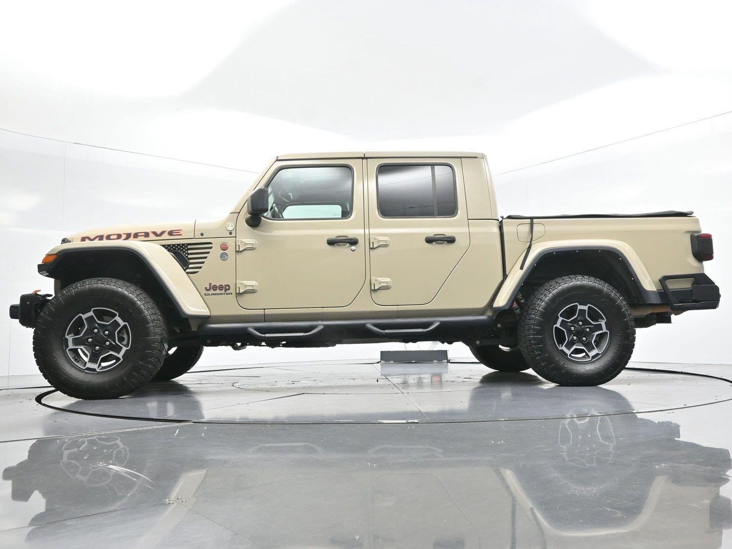 Used 2022 Limited Edition Gobi Clearcoat Jeep Mojave image 45