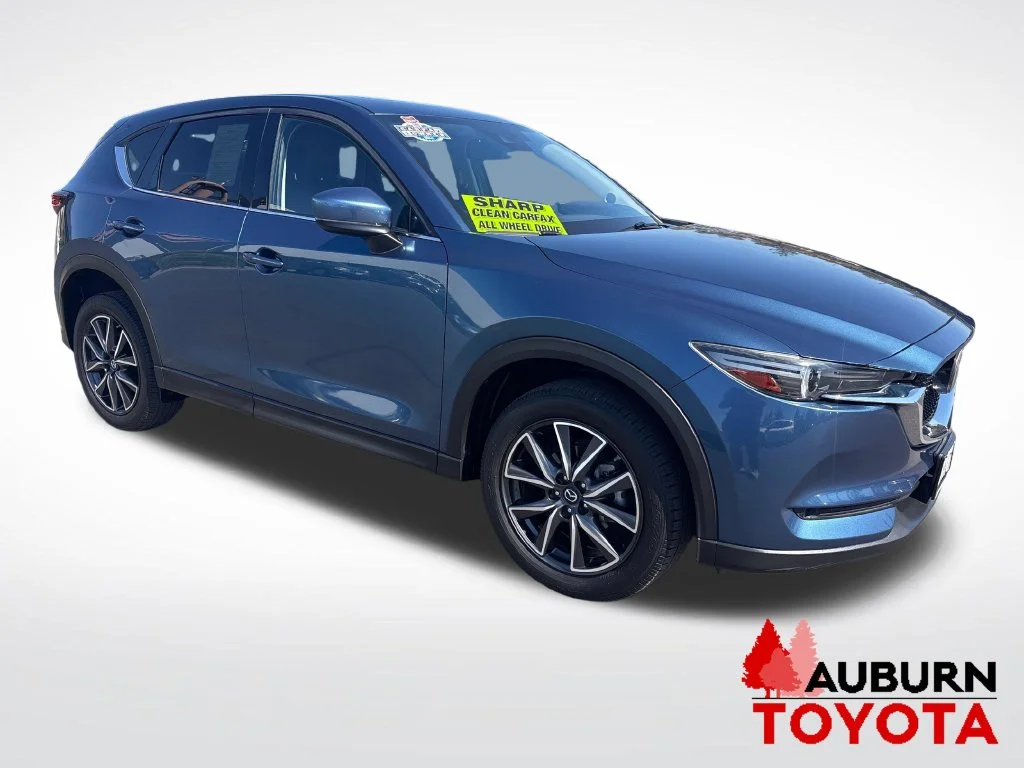 Used 2017 Eternal Blue Mica Mazda Grand Touring image 3