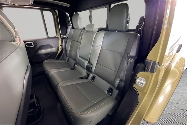 Used 2025 Green Jeep Mojave image 20