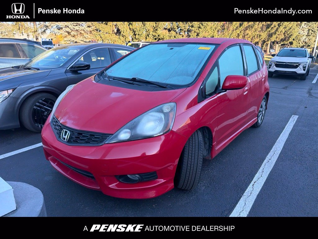 Used 2013 Milano Red Honda Sport image 1