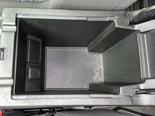 Used 2021 Iridescent Pearl Tricoat Chevrolet LT image 25