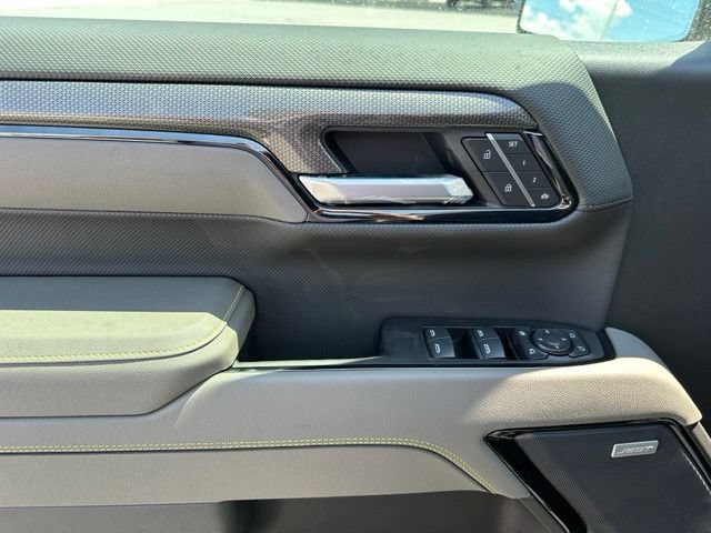 2026 Chevrolet Silverado 1500 ZR2 - Photo 16