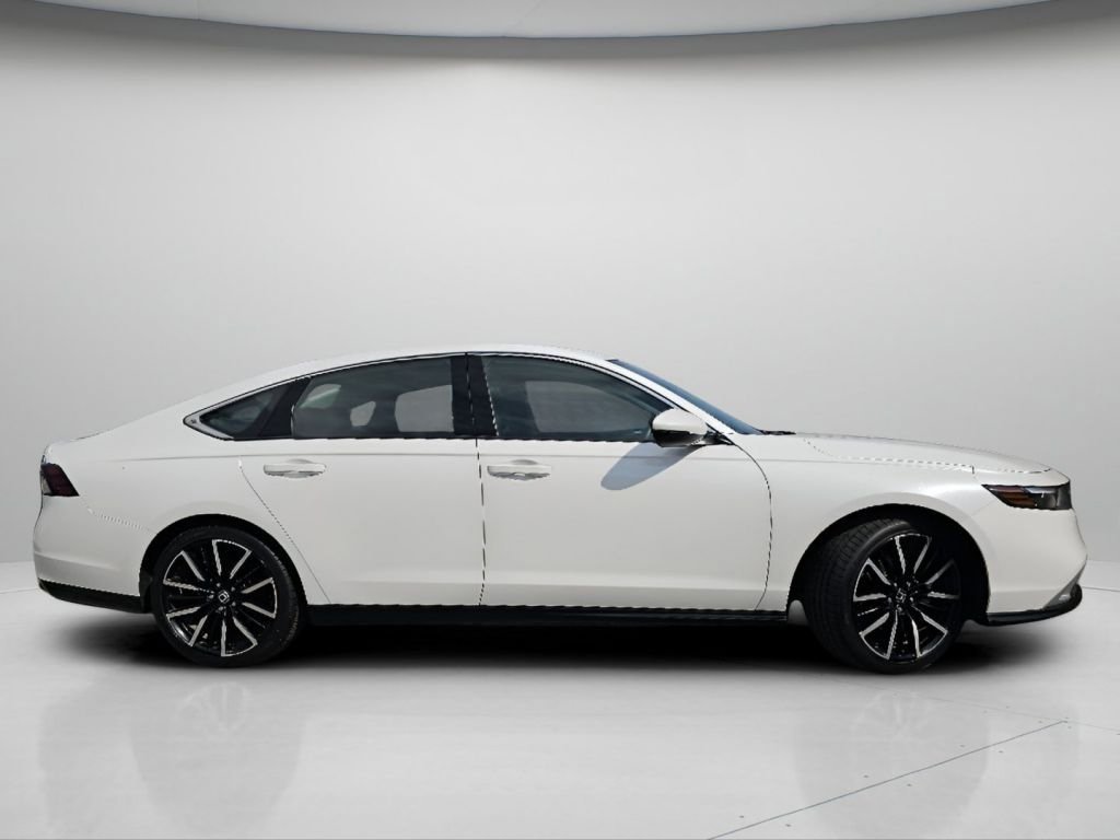 Certified Used 2025 Platinum White Pearl Honda HYBRID TOURING image 64