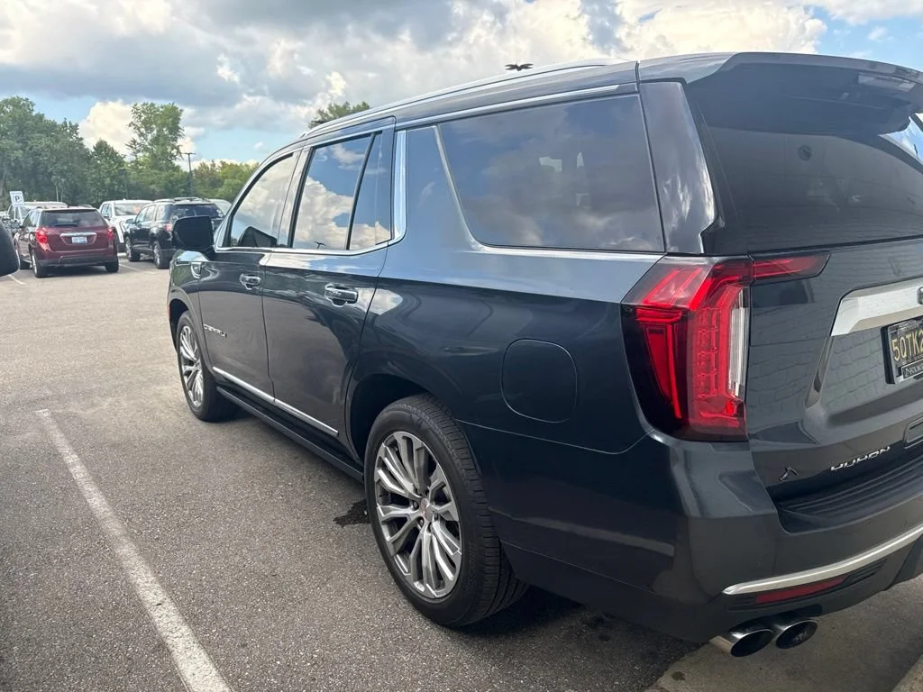 Used 2021 DARK SKY METALLIC GMC Denali image 11