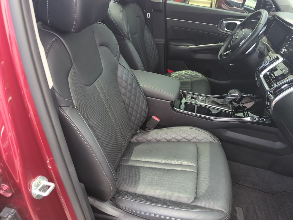 Used 2021 Red Kia SX-Prestige image 39