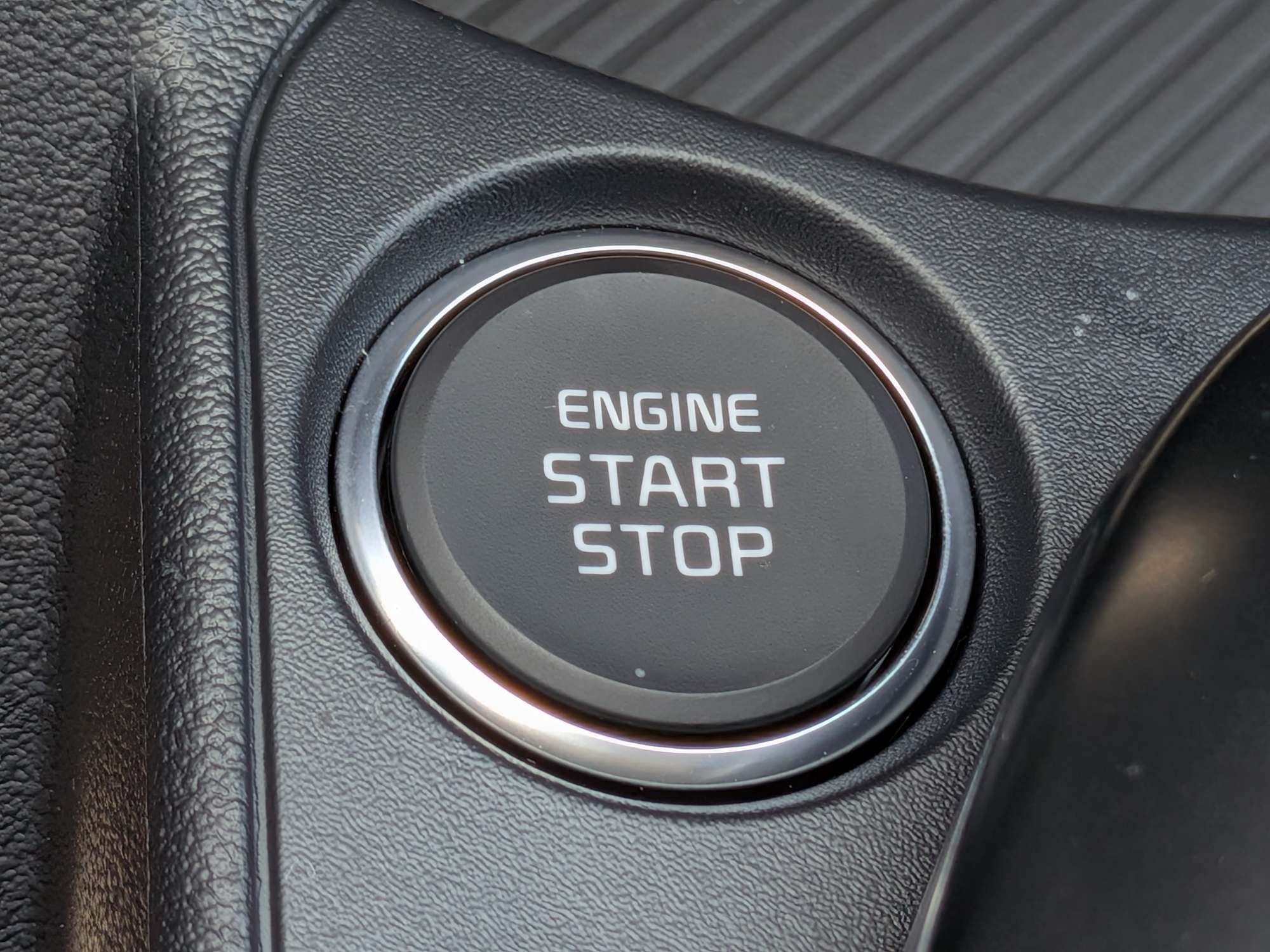 New 2026 Snow White Pearl Kia LXS image 35