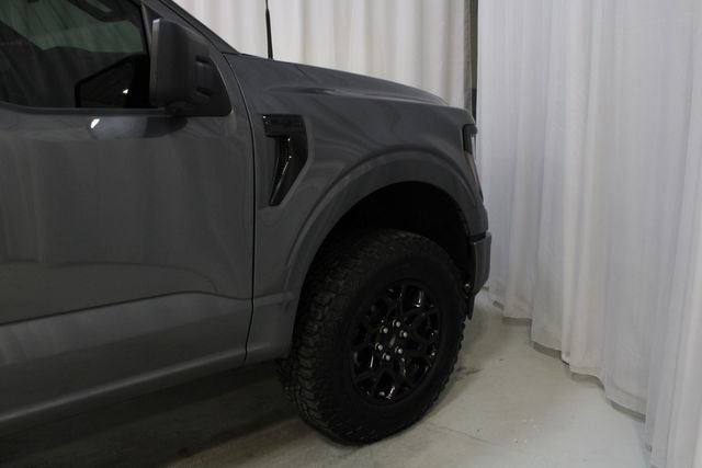 Used 2024 Gray Metallic Ford XLT image 26