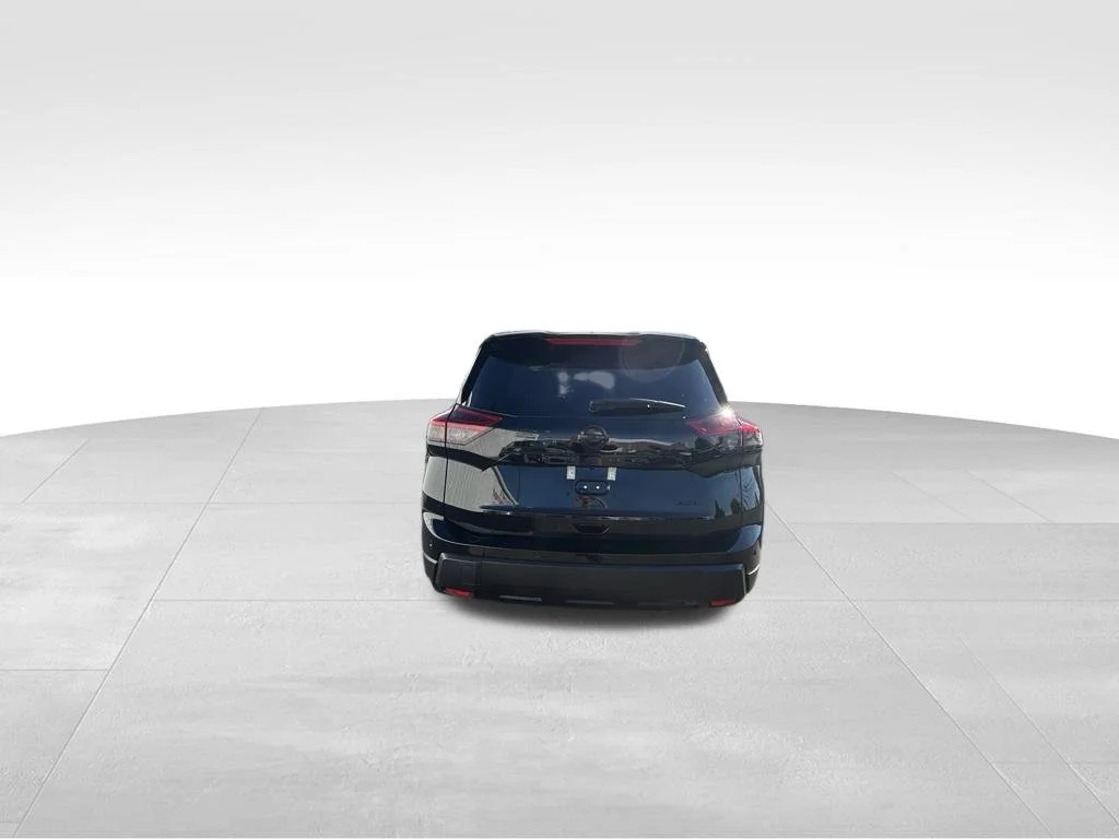 Used 2026 Black Nissan Dark Armor image 5