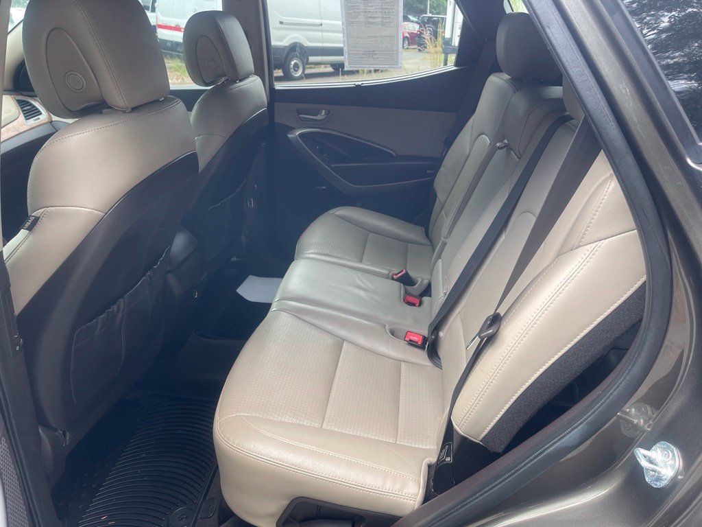 Used 2014 Brown Hyundai Base image 14