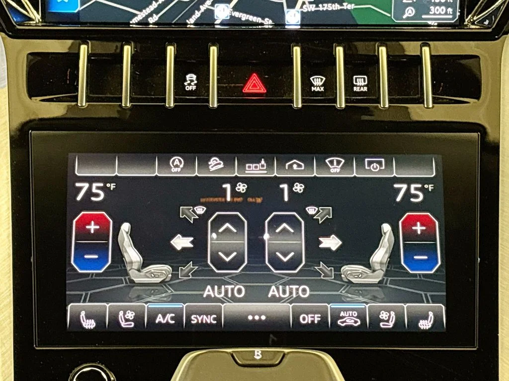 2021 Lamborghini Urus Base - Photo 19