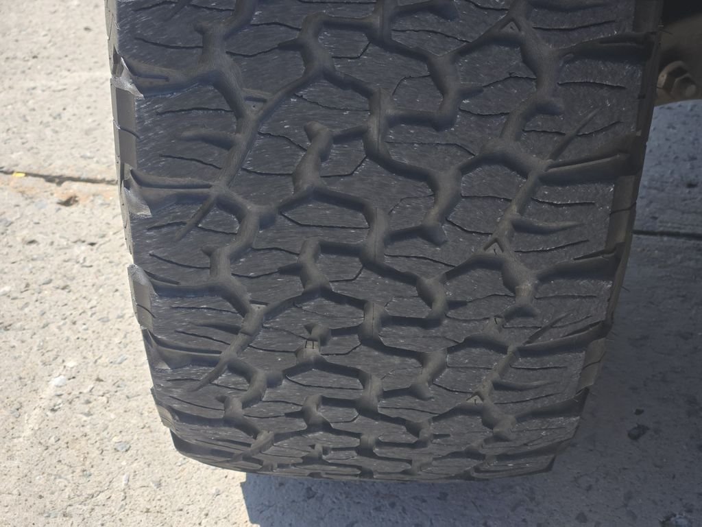 Certified Used 2017 Gray Toyota SR5 image 11