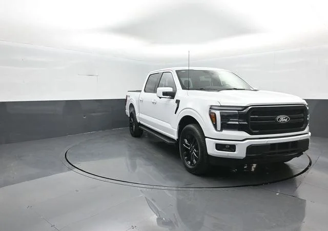 New 2026 Oxford White Ford Lariat® image 2