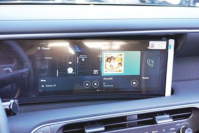 New 2026 Black Hyundai SEL FWD image 29