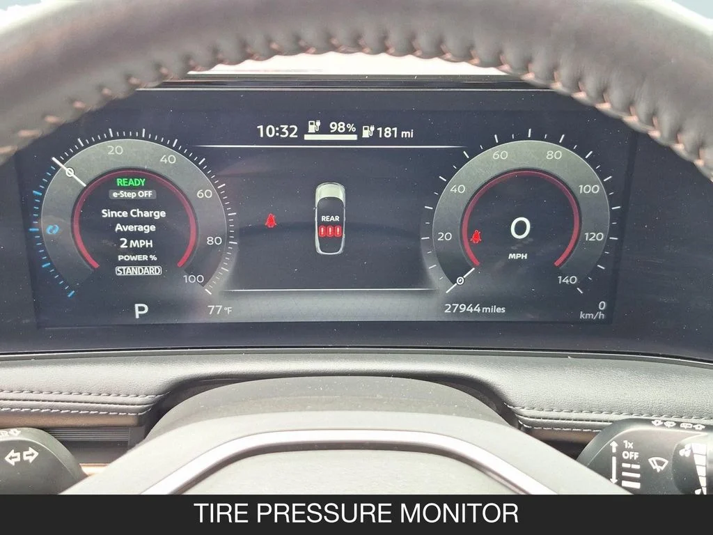 Used 2023 Gray Nissan ENGAGE image 19