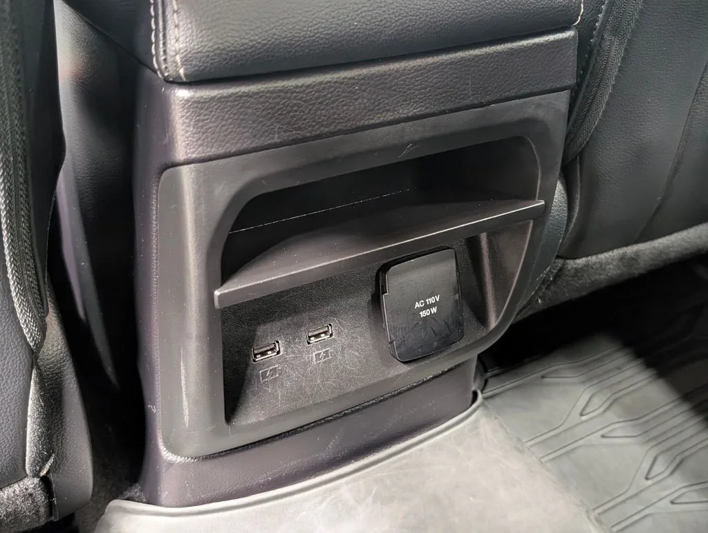 Certified Used 2022 Shadow Black Ford Lariat image 7