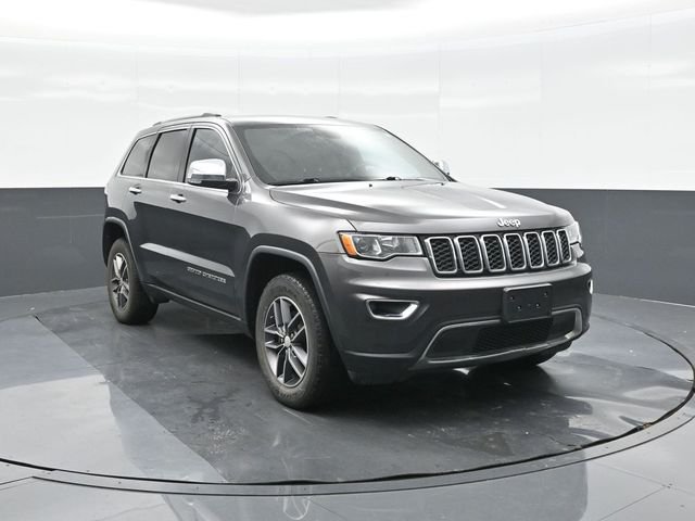 Used 2017 Gray Jeep Limited image 22
