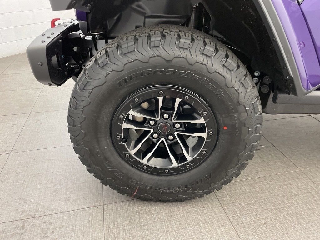 New 2026 Reign Exterior Paint Jeep Rubicon X image 8