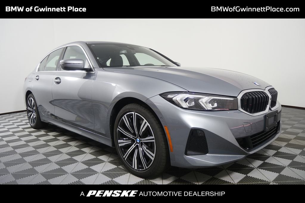 2025 BMW 3 Series 330i Sedan's photo