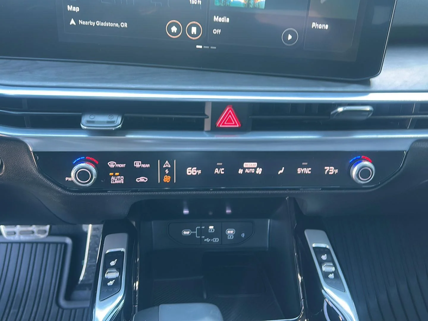 2024 Kia Sorento X-Line SX - Photo 15