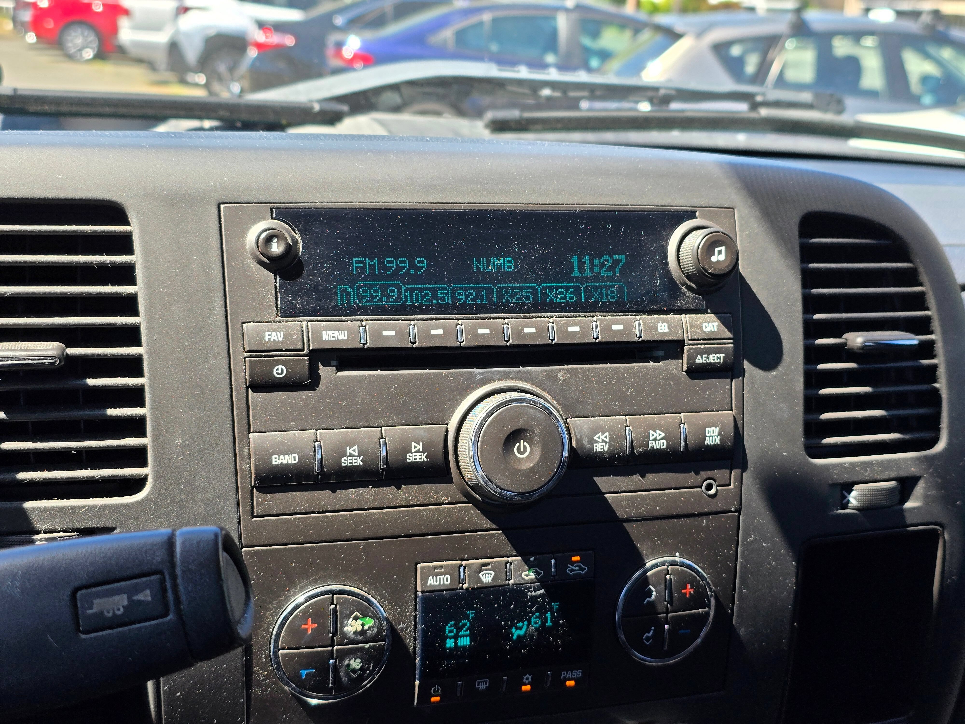 Used 2013 QUICKSILVER METALLIC GMC SLE image 23