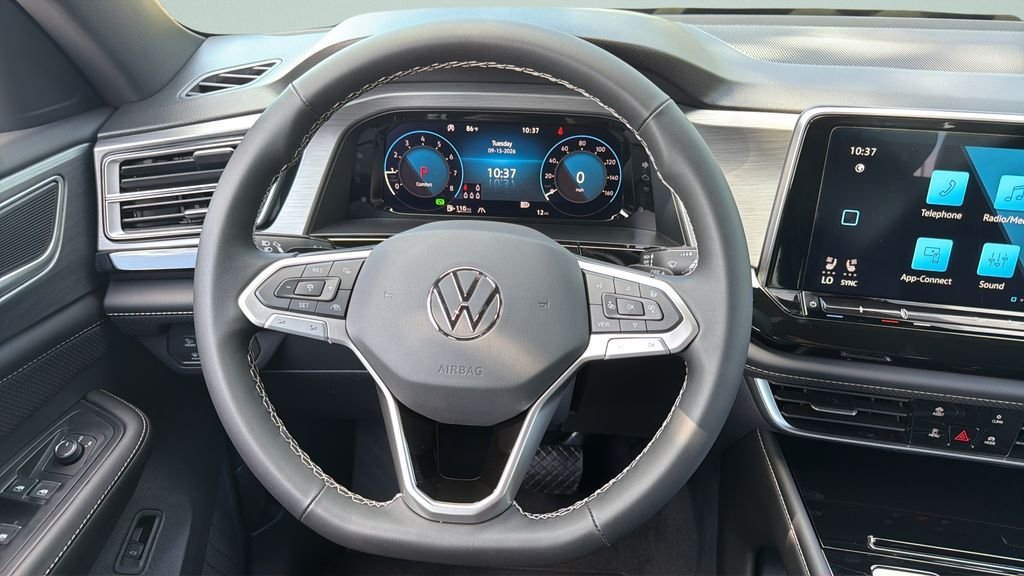 New 2026 Deep Black Pearl Volkswagen SE w/Technology image 11