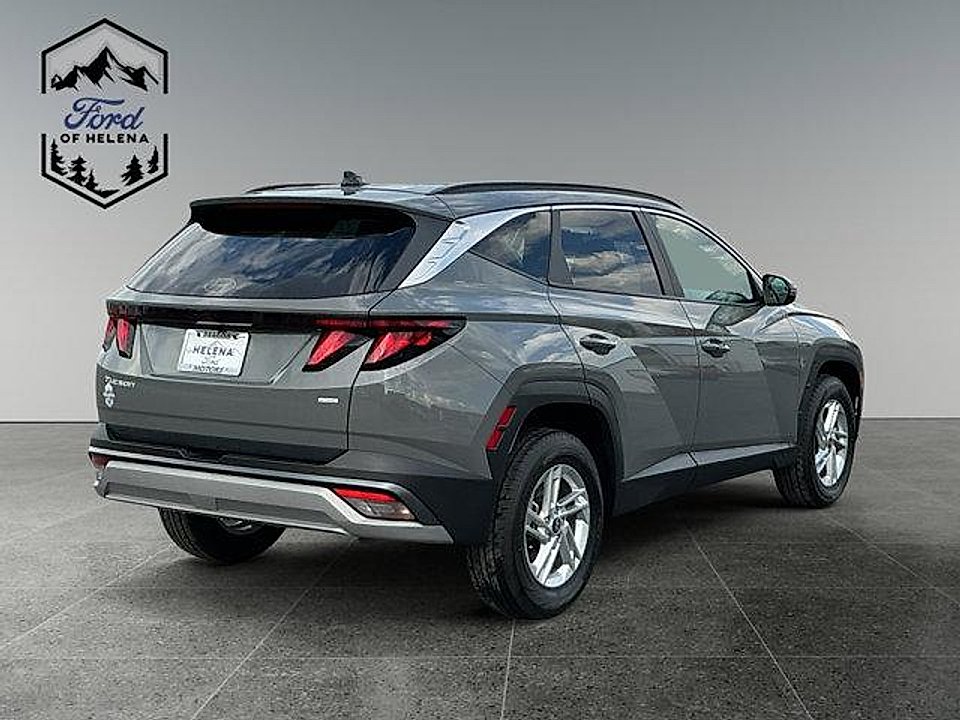 Used 2025 Hampton Gray Hyundai Preferred AWD image 5