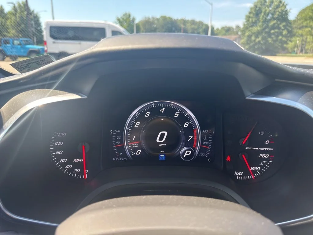 Used 2017 Silver Chevrolet Stingray image 17